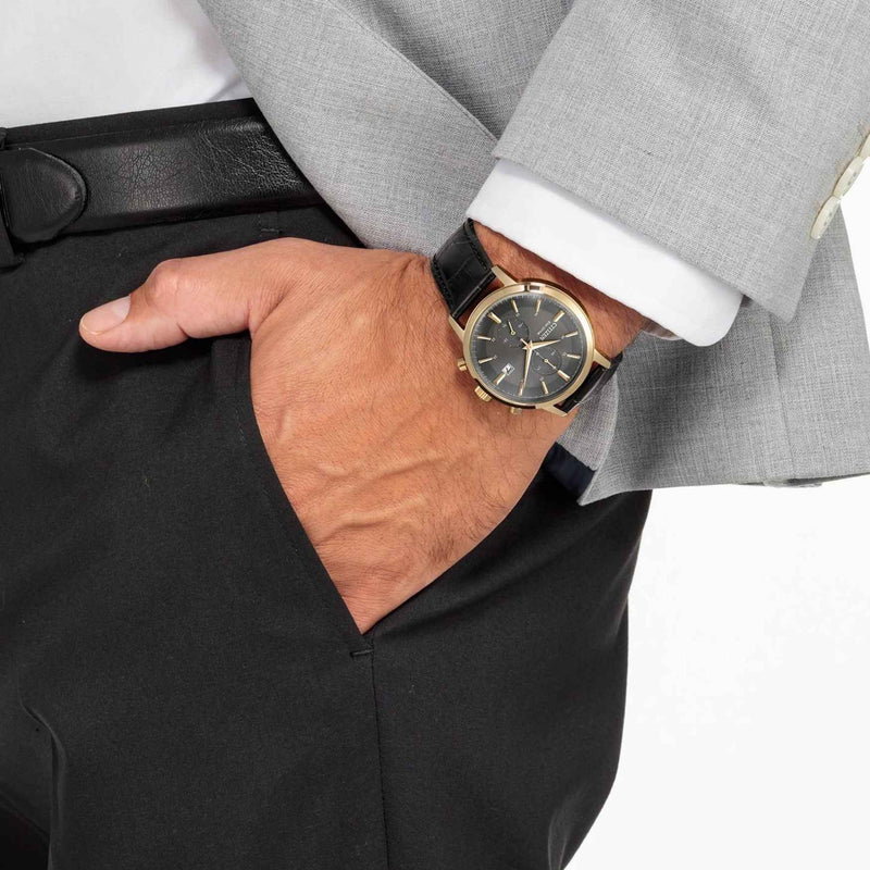 Citizen Eco-Drive Classic Chronograph CA7067-11H analog herrklocka med grå urtavla och armband i läder