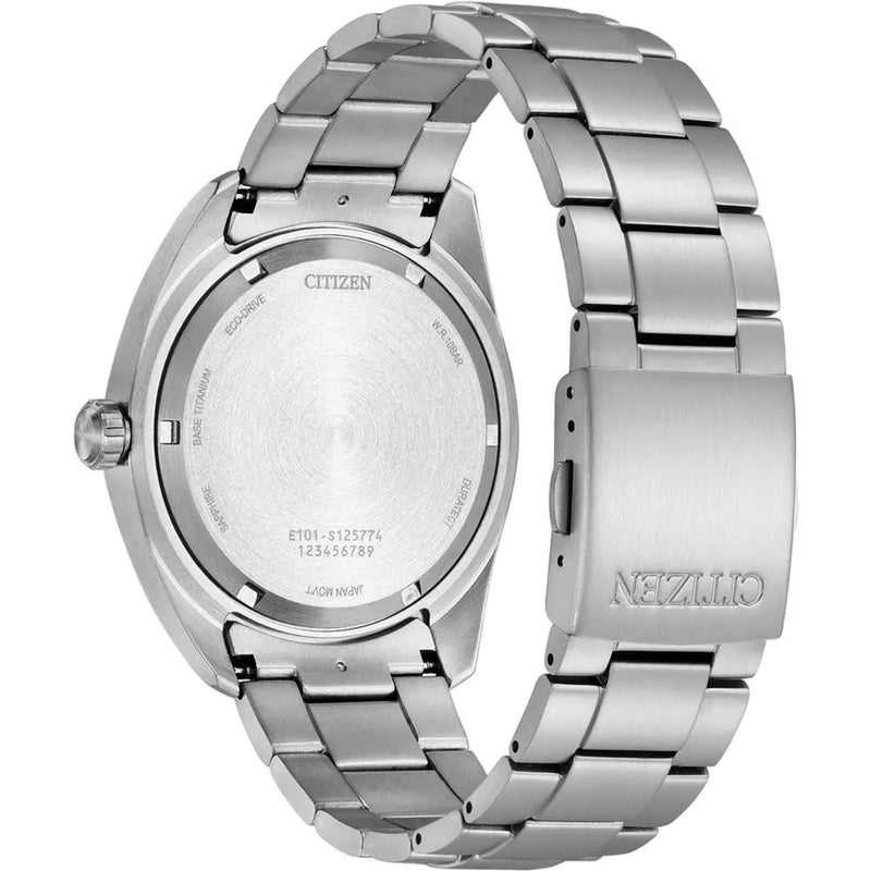 Citizen Eco-Drive Super Titanium BM8560-88L analog herrklocka med blå urtavla och armband i titan