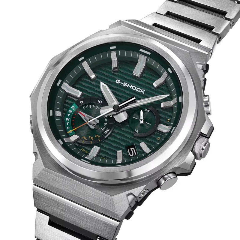Casio G-Shock G-Steel GST-B1000D-3AER analog herrklocka med grön urtavla och armband i rostfritt stål