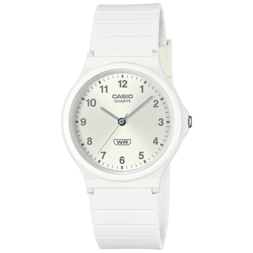 Casio Timeless MQ-24B-7BEF analog unisexklocka med vit urtavla och armband i gummi