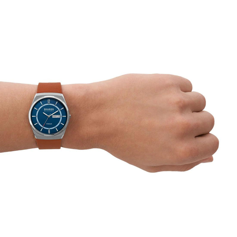Skagen Melbye Titanium Ø40mm SKW6906 analog herrklocka med blå urtavla och armband i läder
