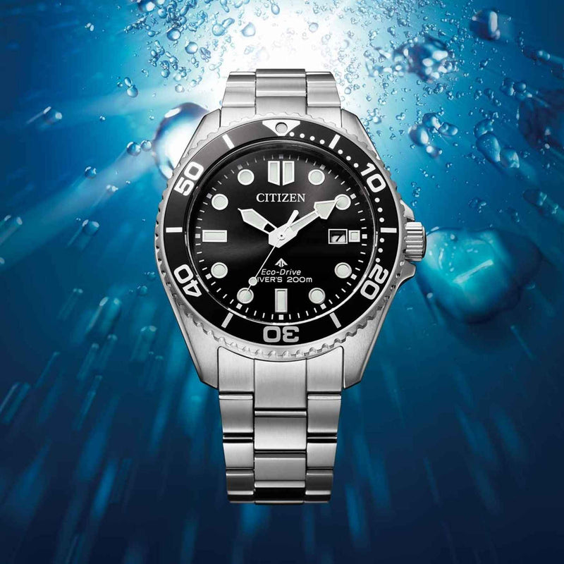 Citizen Promaster Eco-Drive BN0261-51E analog herrklocka med svart urtavla och armband i rostfritt stål