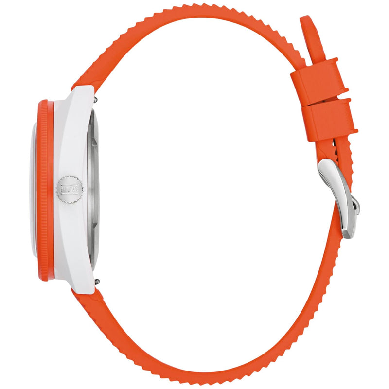 Bulova Snorkel 98B448 analog herrklocka med vit urtavla och armband i gummi