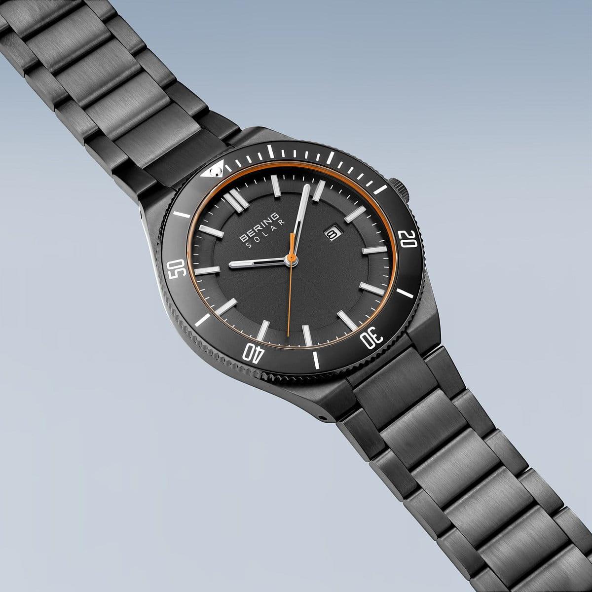 Bering Solar Ø43mm 14443-779 från  Bering – Märkesklocka hos Kronura