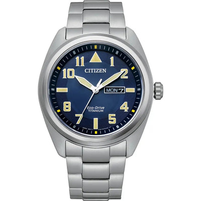 Citizen Eco-Drive Super Titanium BM8560-88L analog herrklocka med blå urtavla och armband i titan