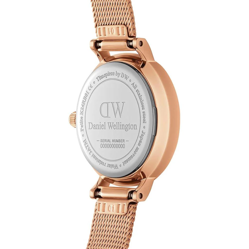 Petite Lumine Pressed Melrose Ø24mm DW00100529 från  Daniel Wellington – Märkesklocka hos Kronura