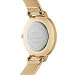 Daniel Wellington Petite Lumine DW00100594 analog damklocka med vit urtavla och armband i rostfritt stål