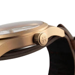 Hamilton Khaki Field Mechanical Bronze H69459510 analog herrklocka med vit urtavla och armband i läder