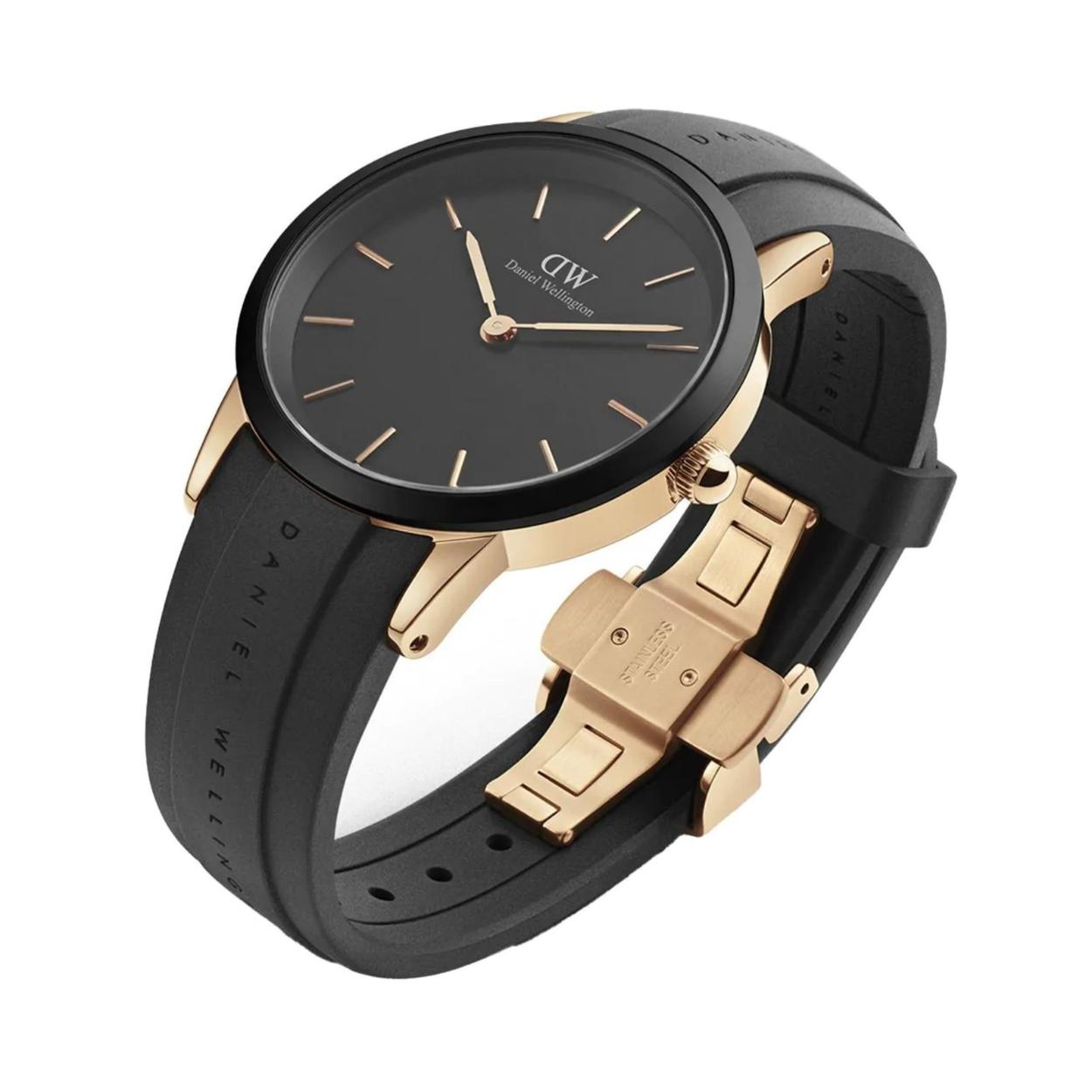 Daniel Wellington Iconic Motion DW00100611 från  Daniel Wellington – Märkesklocka hos Kronura