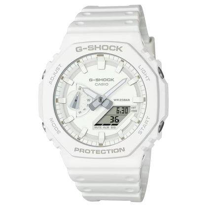 Casio G-Shock GA-2100-7A7ER analog unisexklocka med vit urtavla och armband i resin