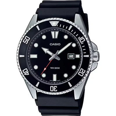 Casio Collection MDV-107-1A1VEF analog herrklocka med svart urtavla och armband i gummi