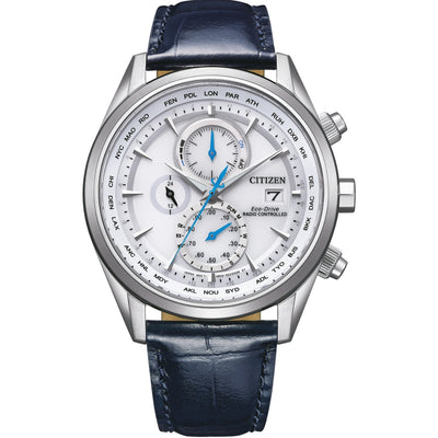 Citizen Radio Controlled Eco-Drive AT8260-18A analog herrklocka med vit urtavla och armband i läder