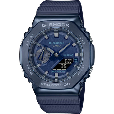 Casio G-Shock GM-2100N-2AER ana-digi unisexklocka med blå urtavla och armband i resin