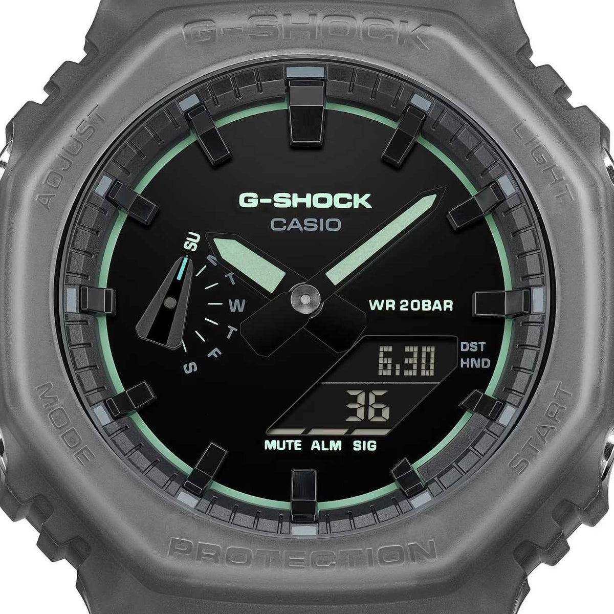 Casio G-Shock GA-2100K-1AER analog unisexklocka med svart urtavla och armband i resin