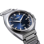 Citizen Series 8 NB6010-81L analog herrklocka med blå urtavla och armband i rostfritt stål