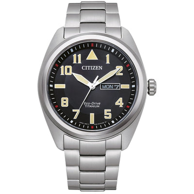 Citizen Eco-Drive Titanium BM8560-88E analog herrklocka med svart urtavla och armband i titan