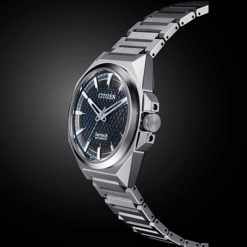 Citizen Series 8 Automatic NA1010-84X analog herrklocka med blå urtavla och armband i rostfritt stål