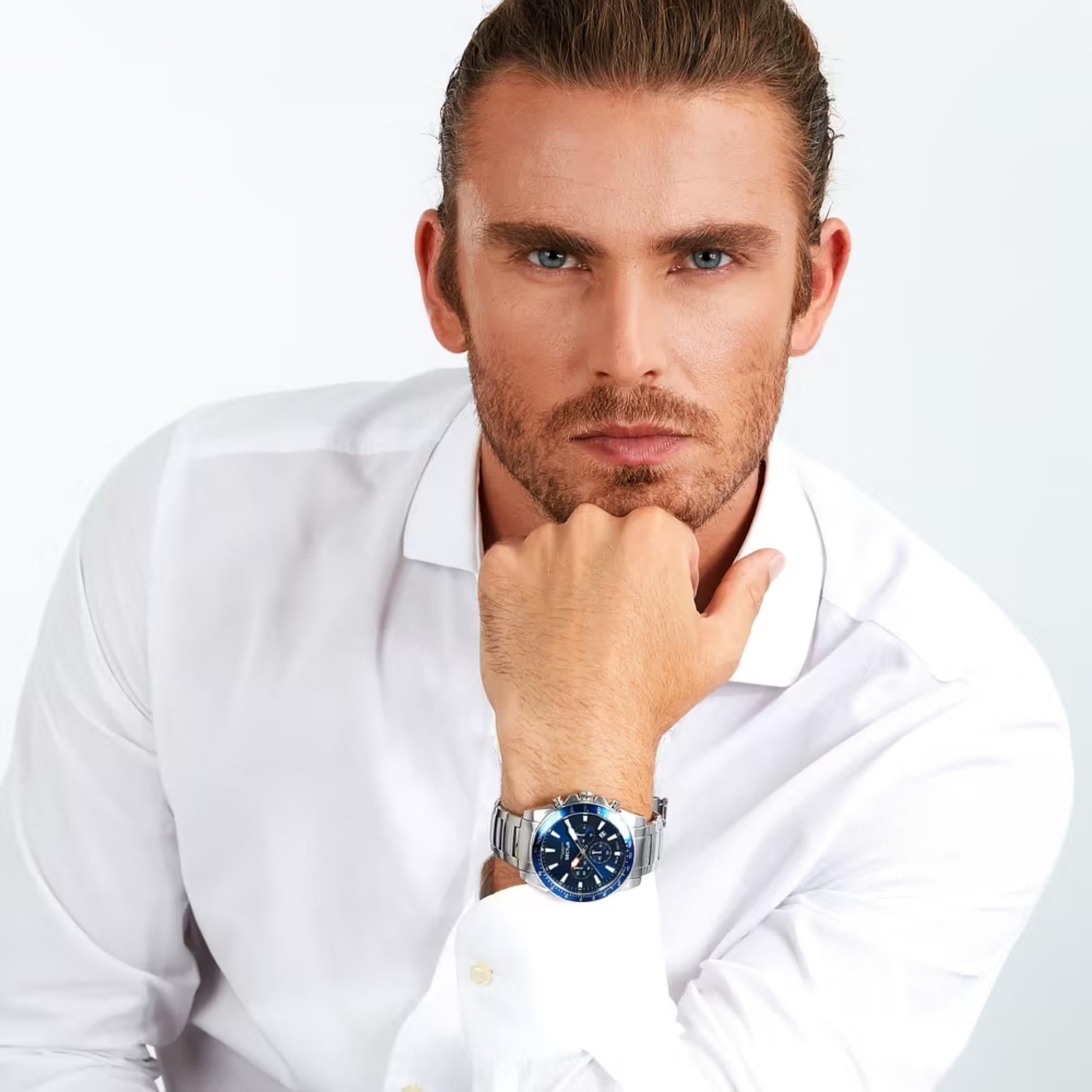 Sector 450 Kronograf R3273776009 från  Sector – Märkesklocka hos Kronura