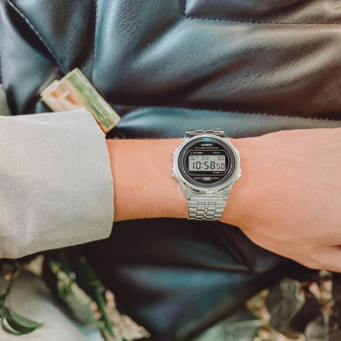 Casio Vintage A171WE-1AEF från  Casio – Märkesklocka hos Kronura