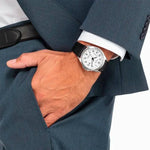 Citizen Eco-Drive Radio Controlled CB0250-17A analog herrklocka med vit urtavla och armband i läder